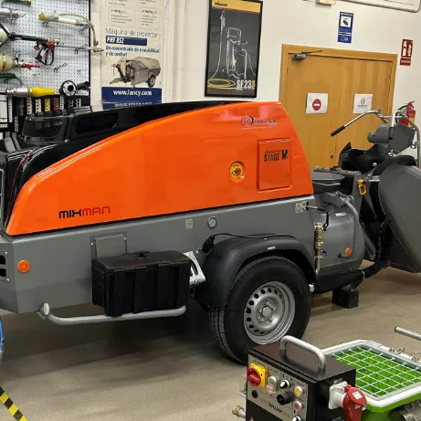 Maquinaria adecuada para cada tipo de trabajo en obra Maquinaria especializada preparada para diferentes aplicaciones en obra y trabajos técnicos